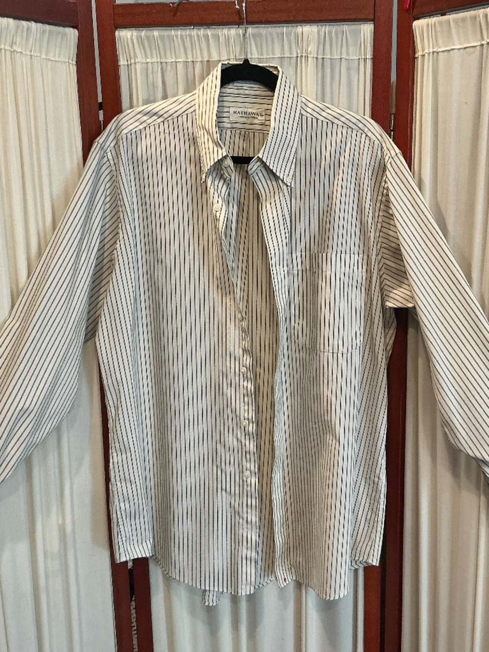 Hathaway Wrinkle Free Mens Long Sleeve Shirt Cream with Stripes Size 16-33